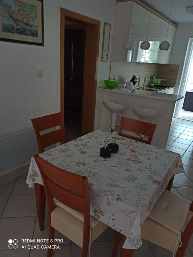 Apartman Robertino 1966 Makarska Exterior foto
